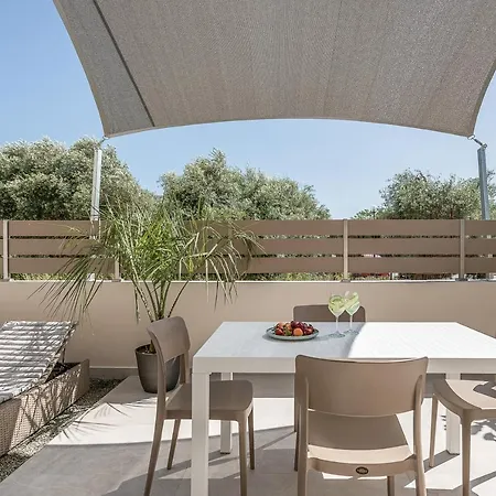 Apartment Margiani & *