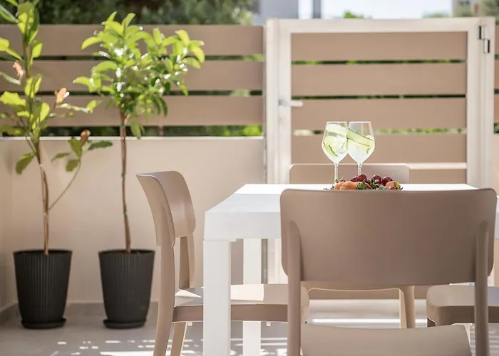 Margiani & * Chania (Crete)